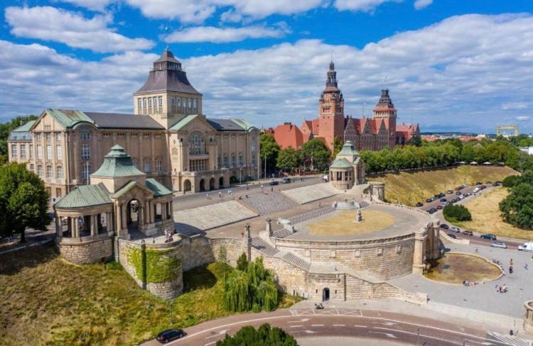 Gryf Deluxe Apartments In Centrum Щецин Екстер'єр фото